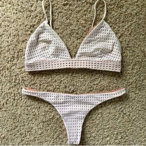 Acacia white haupia mesh top and pipeline bottoms
